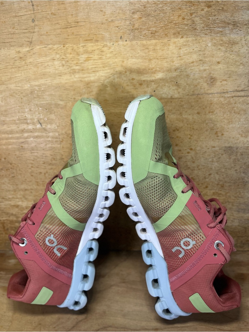 On Cloudflow REFLECTIVE Womens Size 7.5 Running Shoes Sneakers Guava/Dust Rose - Picture 6 of 13